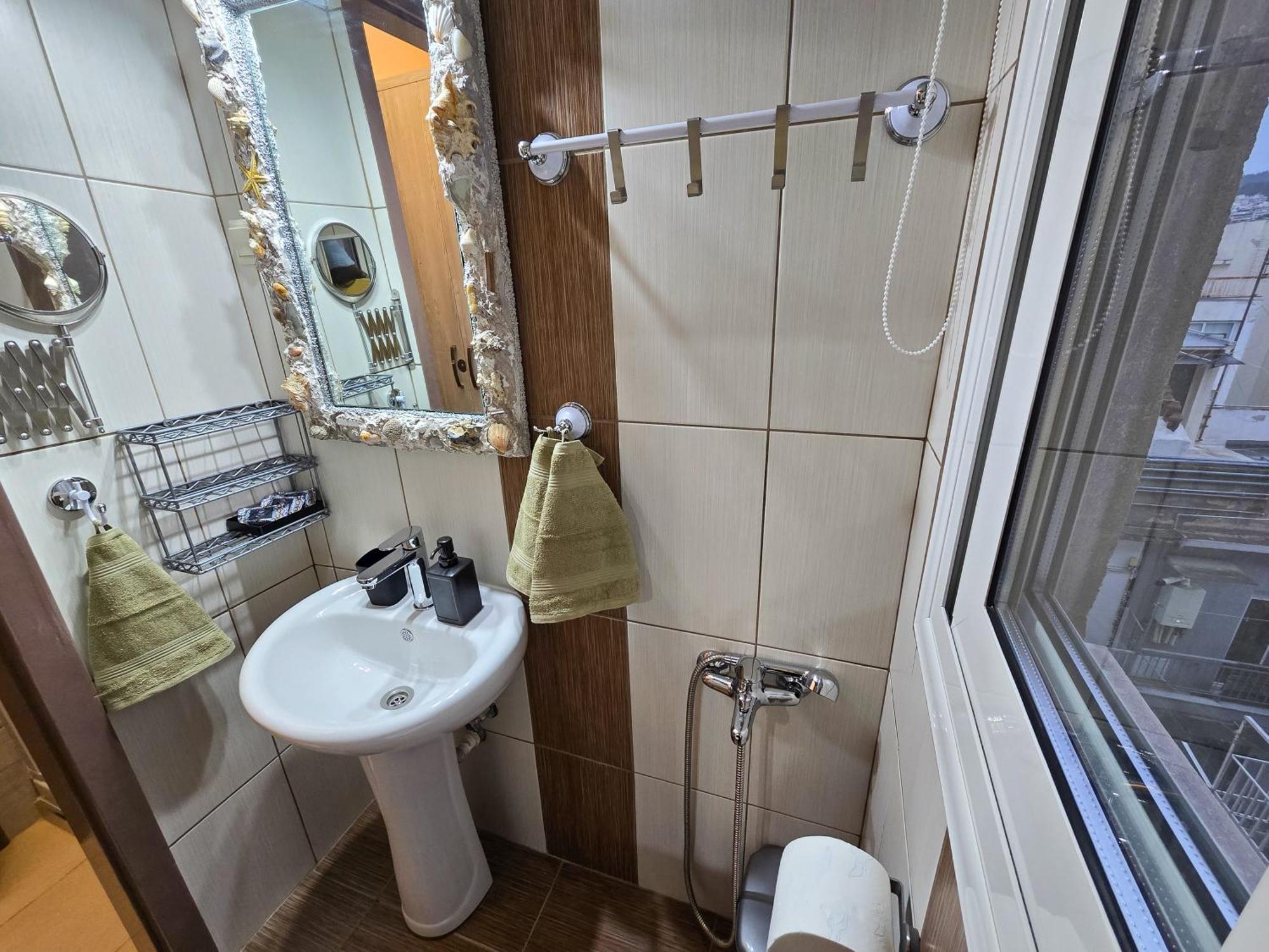 Horizon 2 - Downtown Penthouse With Big Terrace Apartment Thessaloniki